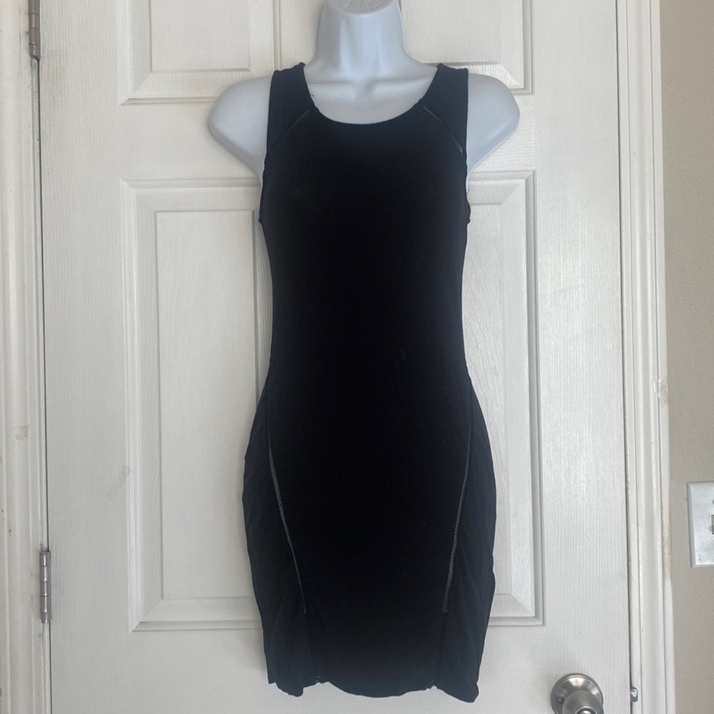 Guess little sexy black dress